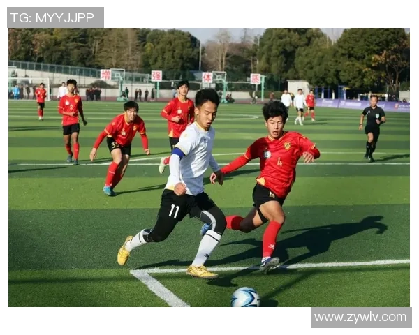 五人制足球赛场上的璀璨星光：那些令人瞩目的足球明星们